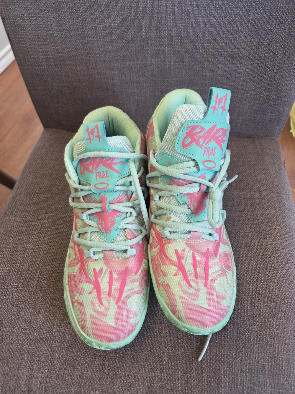 Rare Mint & Pink Graphic Sneakers